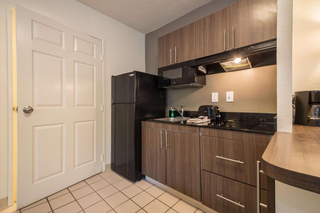 Motel 6 Duluth, Ga - Atlanta - Gwinnett Place Eksteriør bilde